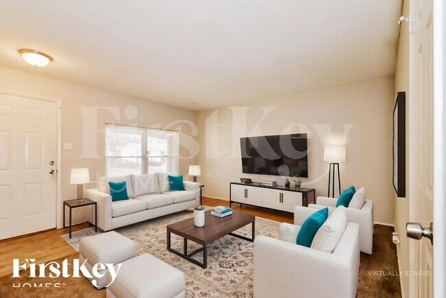 Photo - 6208 Silver Fox Dr