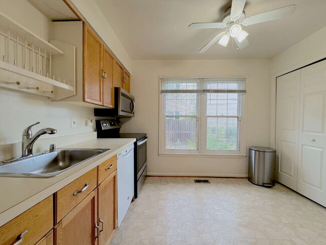 Photo - Inviting Townhome with Abundant Space & Co...