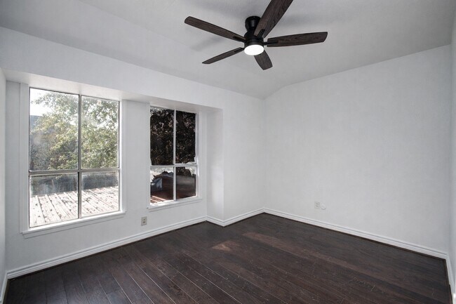 Photo - 7902 Grove Ridge Dr