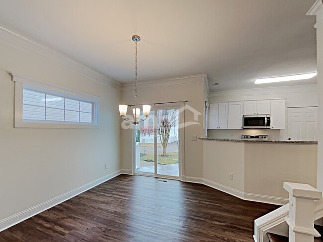 Photo - 791 Gardenside Cir SE