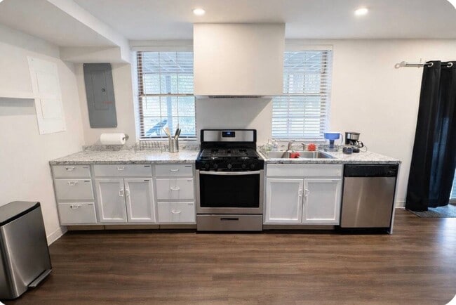 Photo - 3269 Westmart Ln Unit 1
