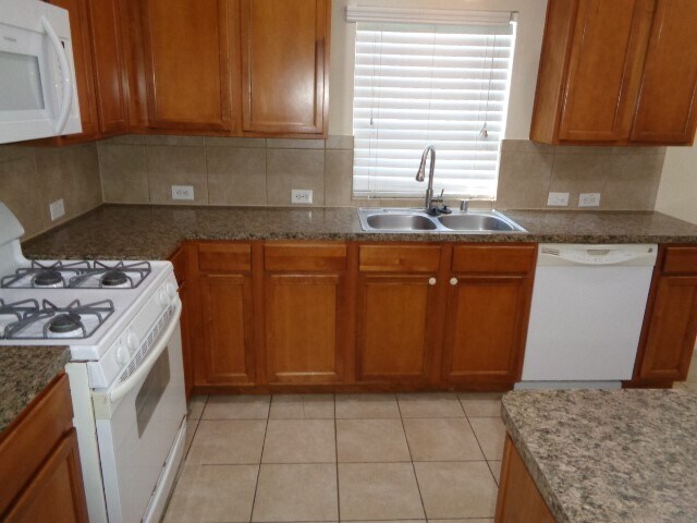 Photo - 30034 Saw Oaks Dr