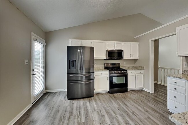 Photo - 232 Bomar Ln