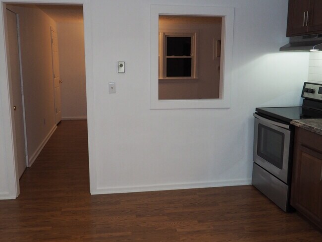 Photo - 392 Montague Rd Apartments