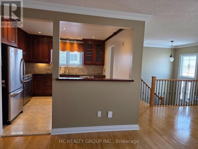 Photo - 3161 Rymal Rd