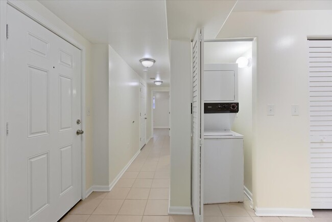 Photo - 54 E 50th St Unit 1