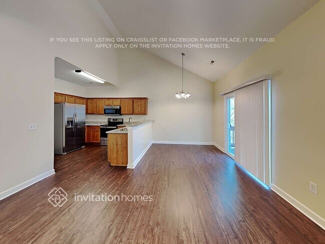 Photo - 302 Olde North Church Dr