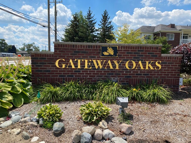 Condo Gateway - 5625 Twin Oaks Dr Condo Unit 5625 Twin Oaks