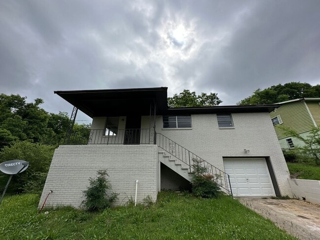 Building Photo - Brighton