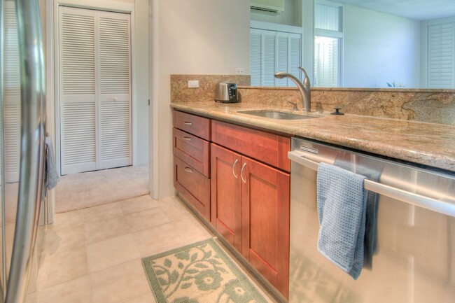 Photo - 1030 Aoloa Pl