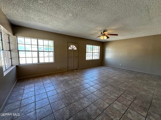 8920 Kenneth St