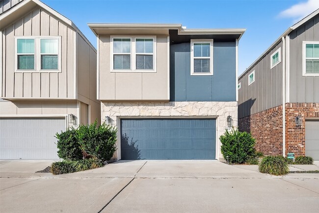 Building Photo - 9816 Magnolia Village Ln