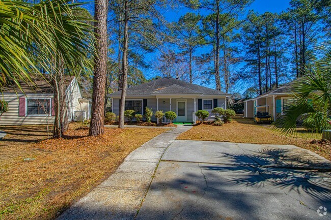 Building Photo - 6412 Spice Bush Crescent Rental