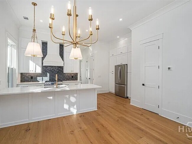 West 38th Street - 312