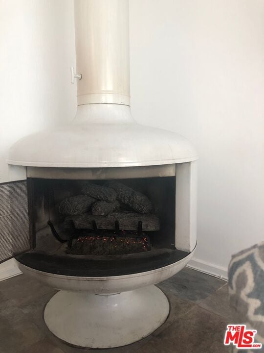 Photo - 35-35 Dudley Ave Unidad 1/2