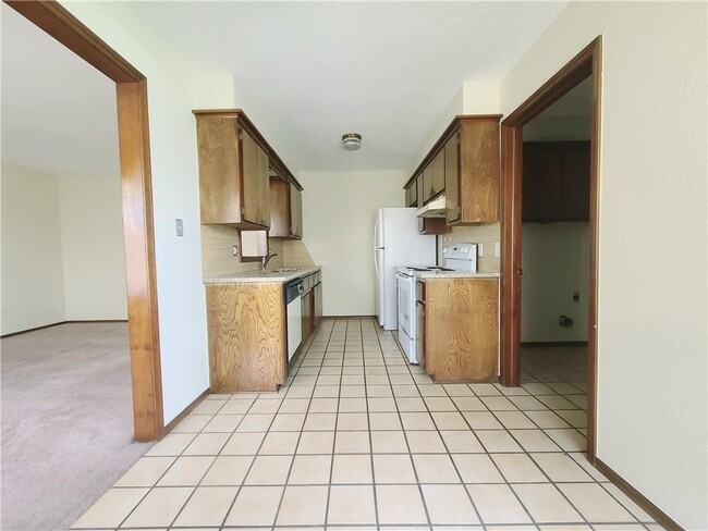 Photo - 163 Barrett Pl