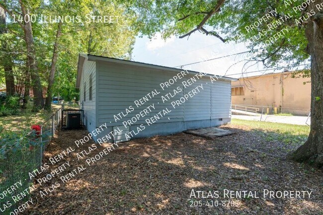 Photo - 1400 Illinois St