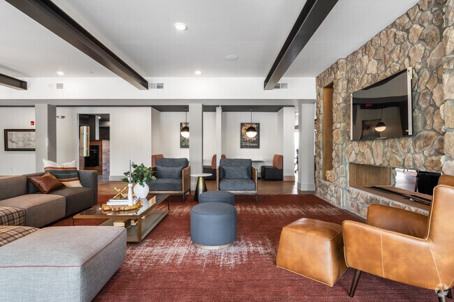 casa club - Rise Red Mountain