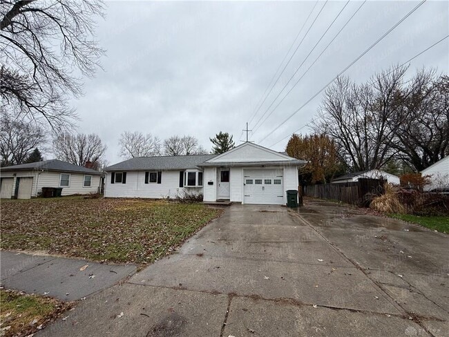 Building Photo - 217 Wolf Ave