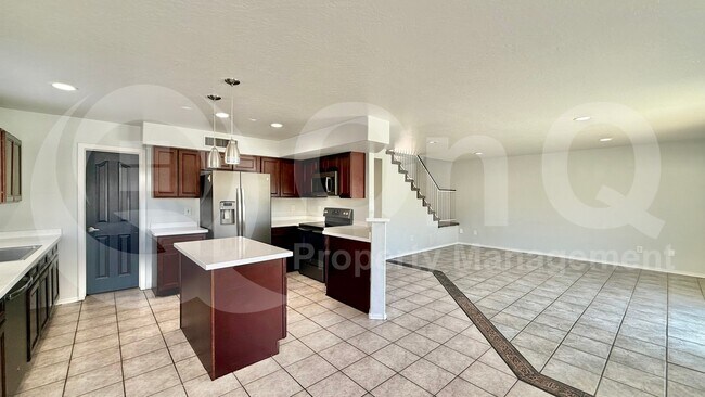 Photo - 2075 E Appaloosa Rd