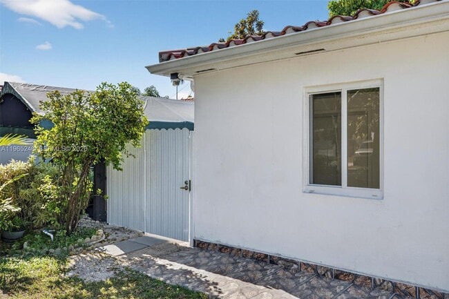 Photo - 7320 S Waterway Dr Unit A