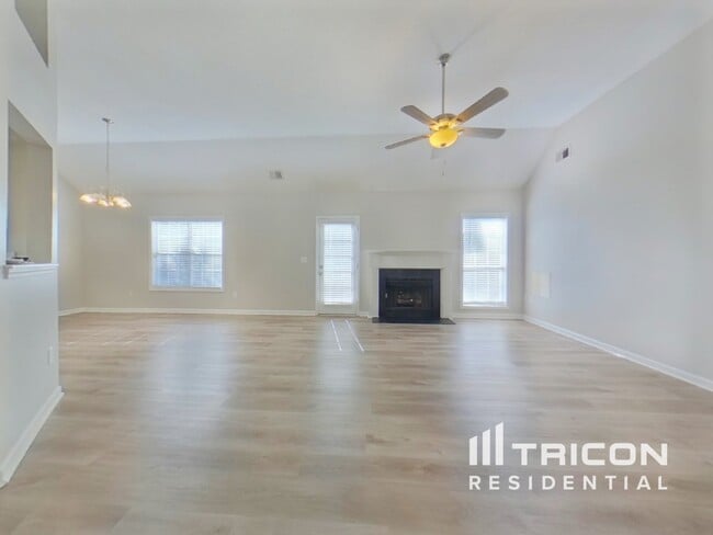 Photo - 207 Turtle Cv