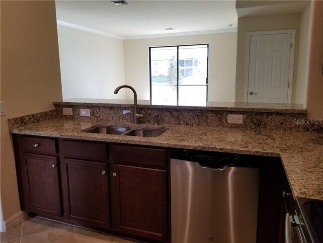 Photo - "Spacious 3-Bedroom Townhouse with Lake Views & Modern Finishes in Gran Paradiso"