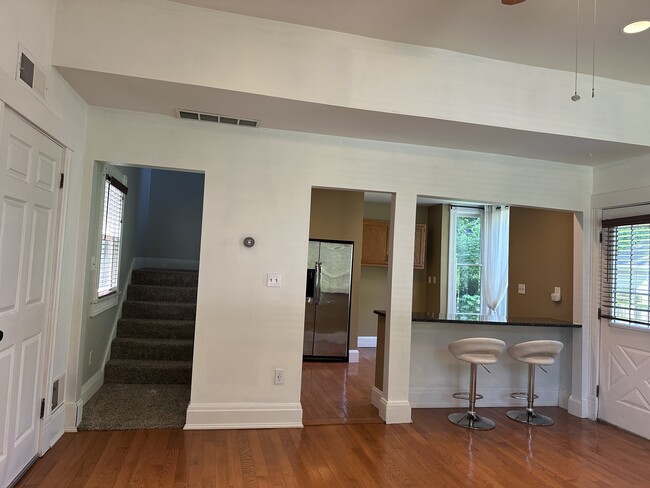 Photo - 7039 Clough Pike Unidad #1