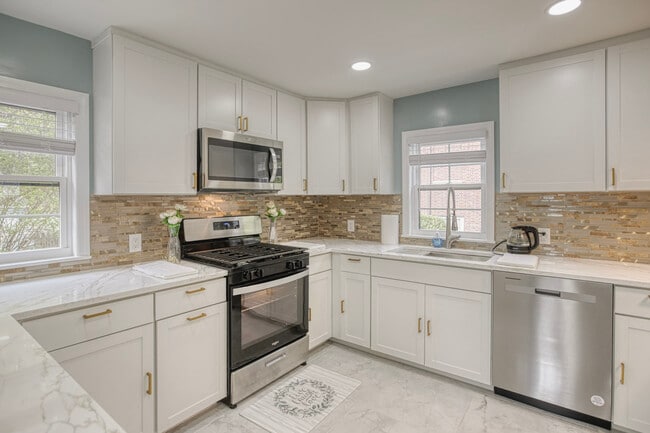 Stove - 39 Quarry St