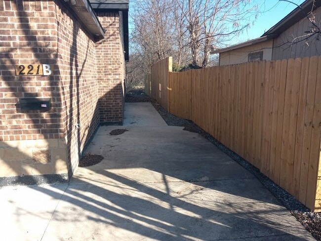 Photo - 221 San Angelo Ave Unit 221 B SA