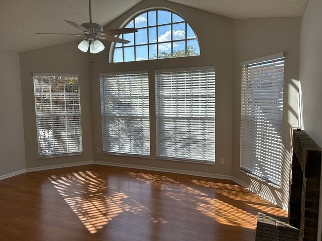 Photo - Centrally located Hidden Springs is the place to be!