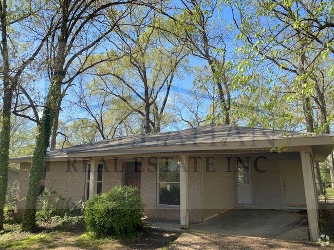 Building Photo - Updated Sherwood 3 Bedroom Home