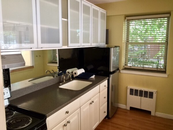 Photo - 145 Pinckney St Unidad 111 Rental