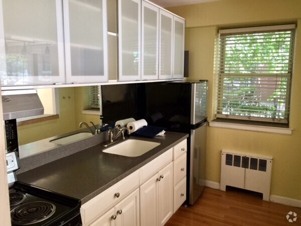 Building Photo - 145 Pinckney St Unit 111 Rental