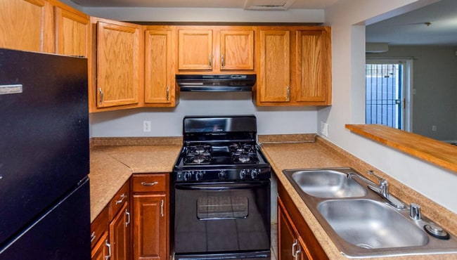 Photo - Renovated 3-Bedroom Apartment in Prime SE ... Unit B2