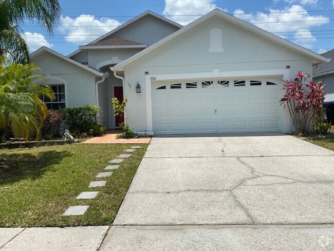 Building Photo - 3 Bedroom 2 bath Home in Cypress Lakes