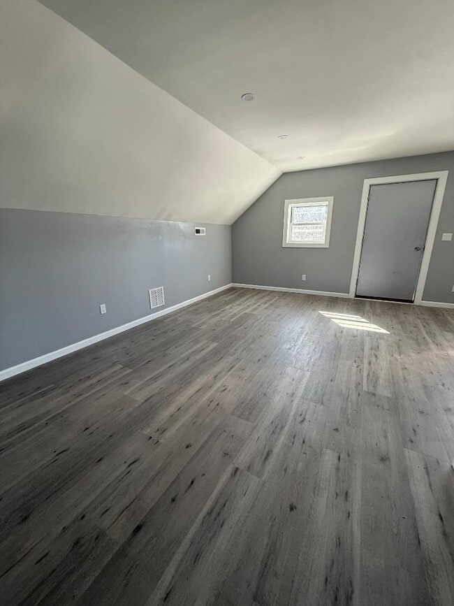 Photo - 1637 South Ave