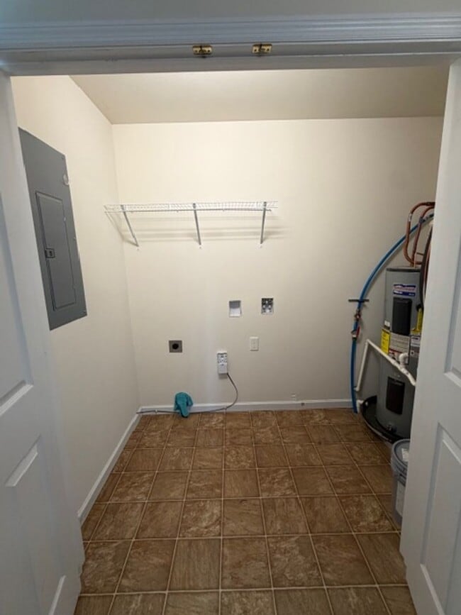 Photo - **MOVE IN SPECIAL, 1/2 OFF FIRST MONTHS RENT** 2Bedroom, 1.5 Bath Townhouse