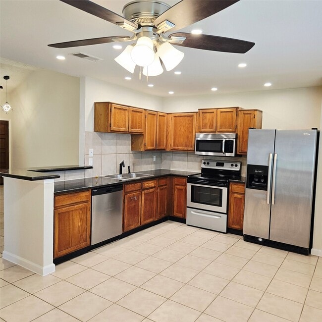 Building Photo - 3722 Westheimer Pl Dr