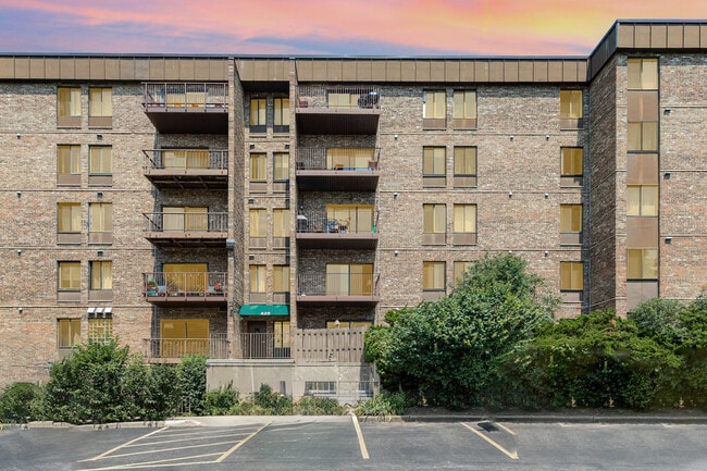 Building Photo - 425 Walnut Creek Rd Unit 1305 Rental