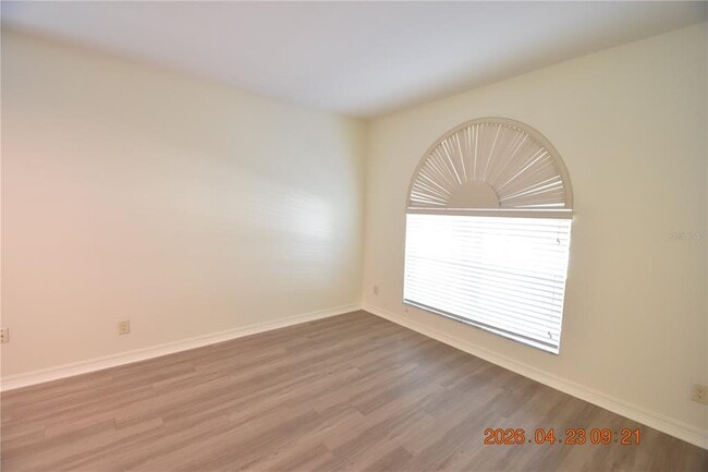 Photo - 30633 Totteridge Pl