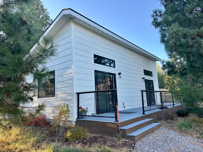 Building Photo - 2920 Curlew Mine Rd