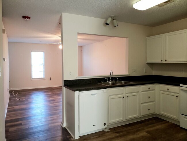 Photo - 2 bedroom Townhouse in Mooresville