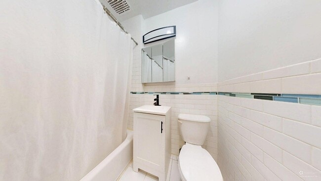 Photo - Madison Avenue Unit 3R