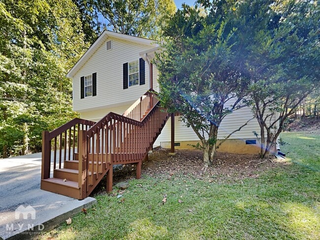 Photo - 381 Cottonwood Loop