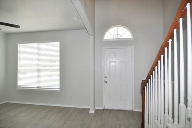 Photo - 9020 Brook Hill Ln