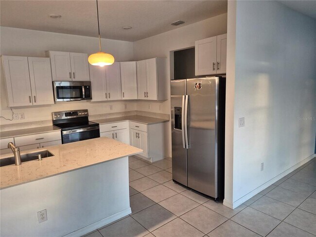 Photo - 32140 Powderpuff Mimosa Dr