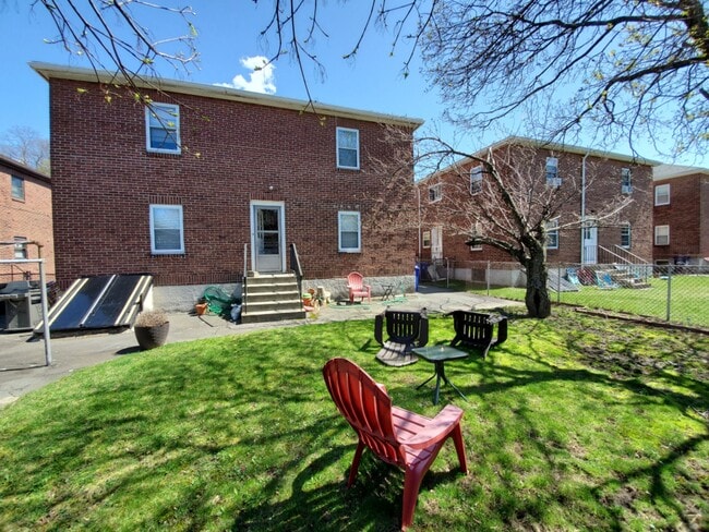 Photo - 24 Brock St Condo Unit 2