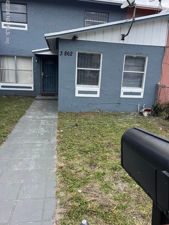 Building Photo - 20932 NW 39th Pl