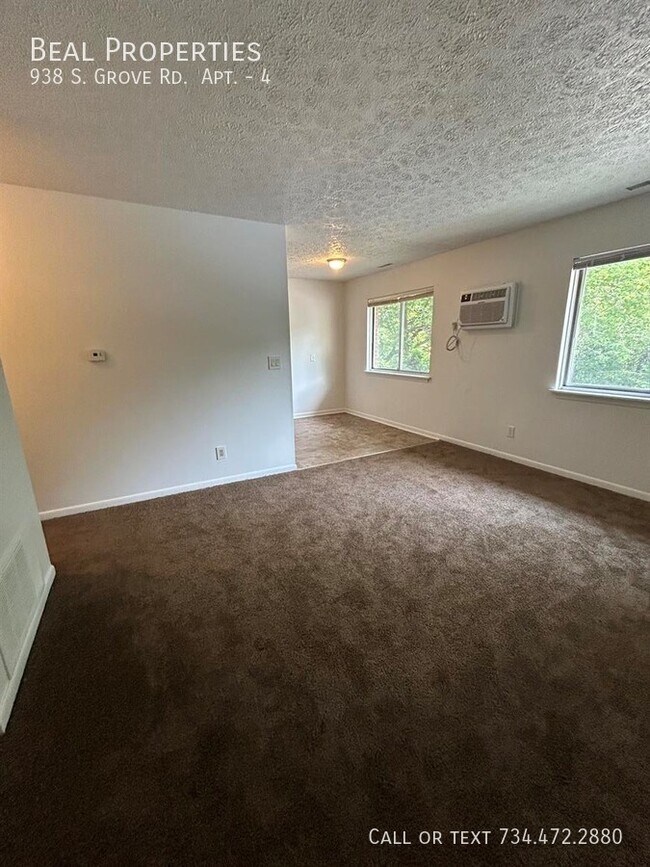 Photo - 938 S Grove St Unit 4